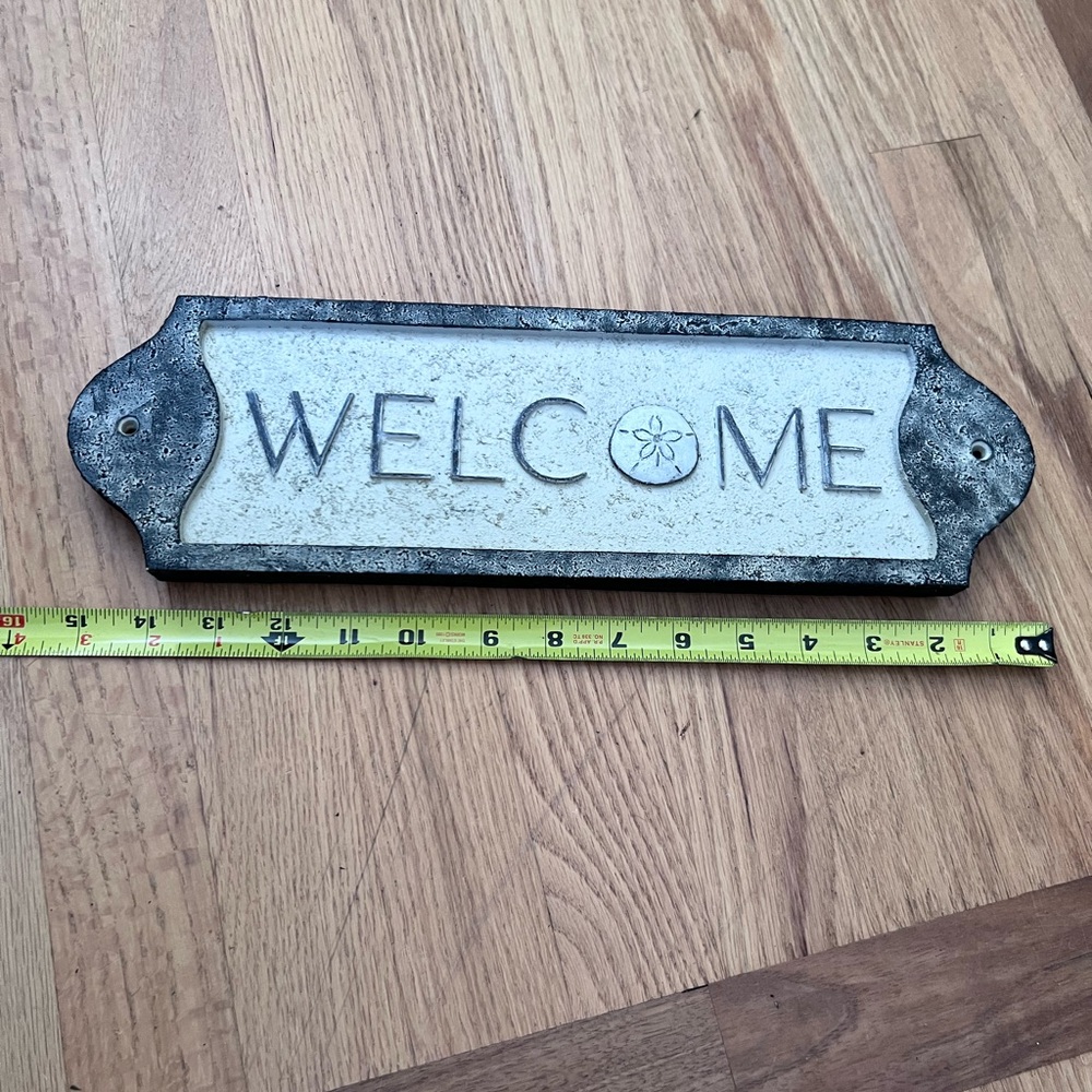 Coastal 5"x16" Rustic Welcome Sign - Gray Black and Cream Sand dollar GUC 🏝️